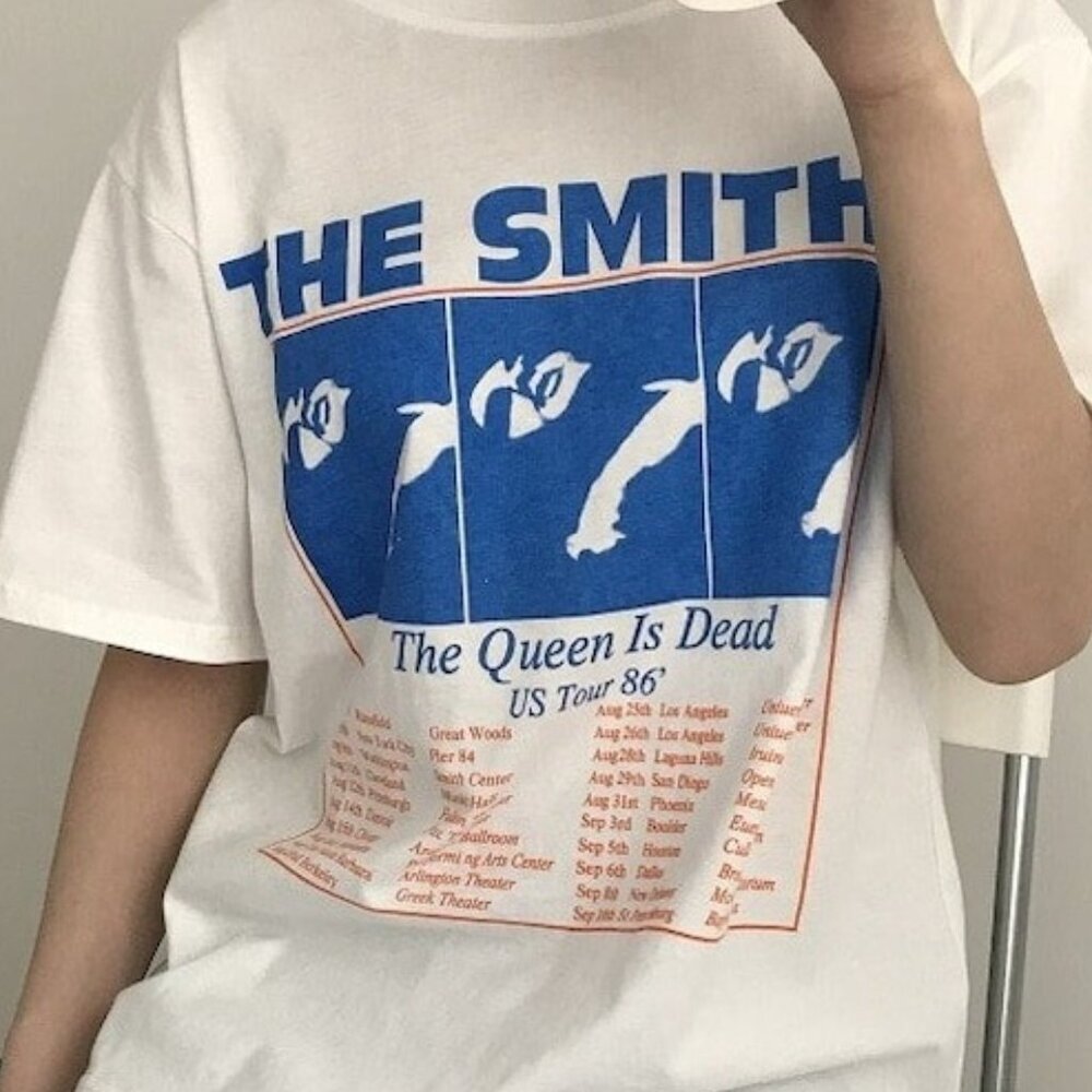 The Smiths Queen Is Dead 86 Tour Graphic T-Shirt Band Music Fan Gift Tee  90 - Picture 2 of 5
